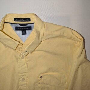 Tommy Hilfiger Long Sleeve Button Up Shirt L 100% Cotton Butter Yellow Solid